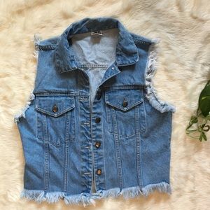 Vintage light blue denim vest with fringe fray